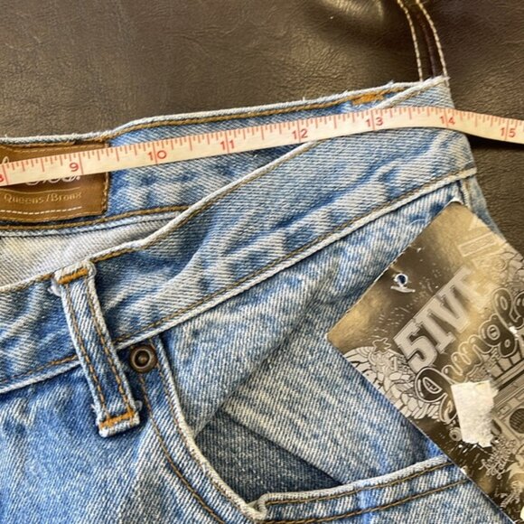 5ive Jungle & Co Women's Jean Shorts (6) - Picture 7 of 9